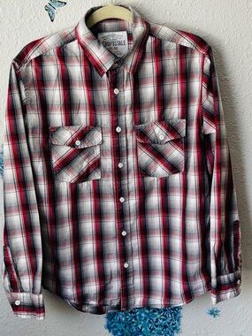 Aeropostale Men's Red, White & Blue Plaid Button-Down Shirt